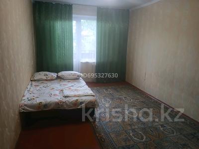 1-бөлмелі пәтер, 31 м², 4/5 қабат тәулік бойы, Самал 38, бағасы: 5 000 〒 в Талдыкоргане, мкр Самал