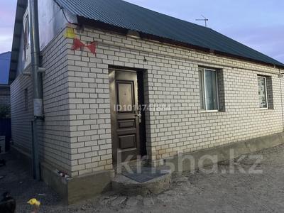 Жеке үй · 4 бөлме · 120 м² · 5 жүзд., Жібек жолы, бағасы: 130 000 ₸ в Актобе, жилой массив Заречный-3