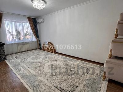 3-бөлмелі пәтер · 70.7 м² · 1/5 қабат, Женис 11а — 8 школа и садик Ушкын, бағасы: 26 млн ₸ в Жезказгане