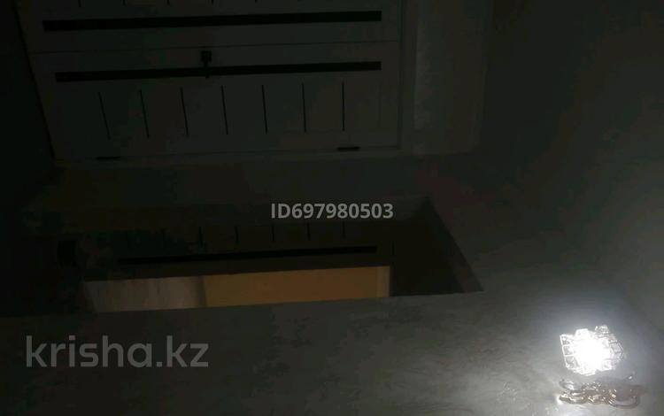 4-бөлмелі пәтер · 76 м² · 1/5 қабат, Мкр Акбулак 23 — Казактелеком, бағасы: 28 млн ₸ в Таразе — фото 2