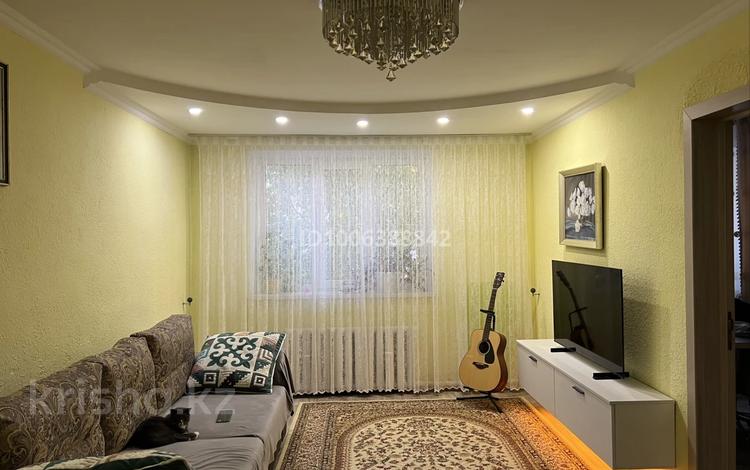 3-комнатная квартира · 64 м² · 1/4 этаж, Асет Бейсеуов — В центре напротив площади за 19 млн 〒 в Каргалы (п. Фабричный) — фото 2