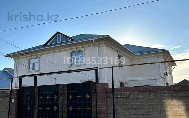 Отдельный дом · 4 комнаты · 304 м² · 6 сот., Шакирова 3 — Пушкина за 62 млн 〒 в Таразе — фото 2