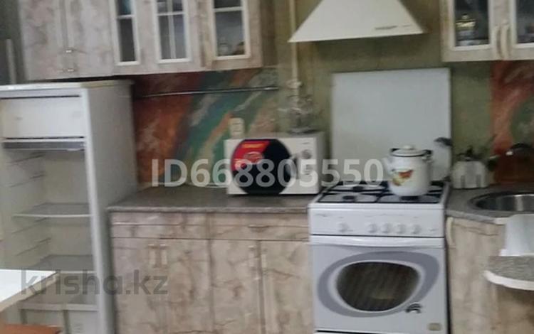 3-комнатная квартира · 75 м² · 2/5 этаж, проспект Нурсултана Назарбаева 191 / 1 — Сарайшык за 15 000 ₸ в Уральске — фото 2