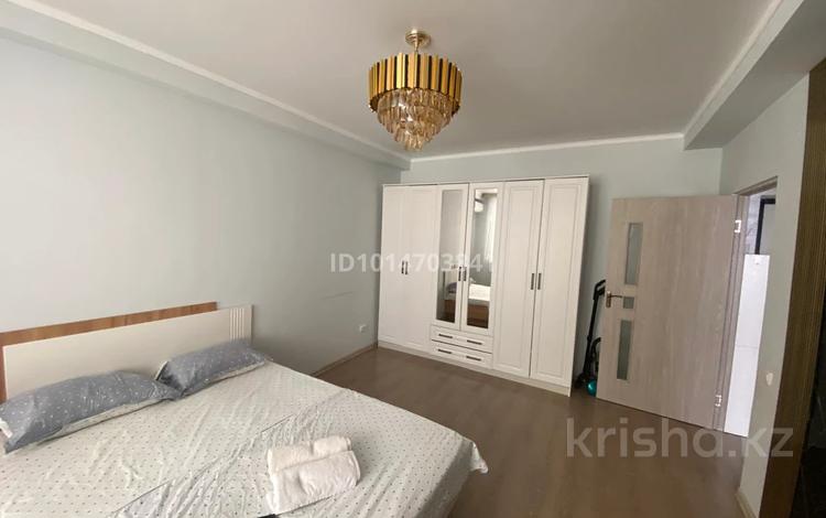 1-бөлмелі пәтер · 60 м² · 1/9 қабат, Нұрсая ш/а. 115, бағасы: 10 000 ₸ в Атырау, мкр Нурсая — фото 6