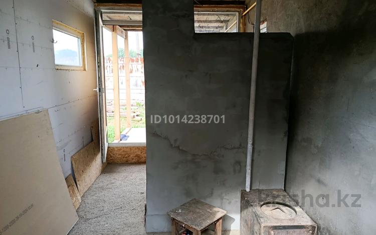 Отдельный дом · 3 комнаты · 72 м² · 8 сот., Райымбека 102 — Сапарова за 19 млн ₸ в Кызыл ту-4 — фото 2