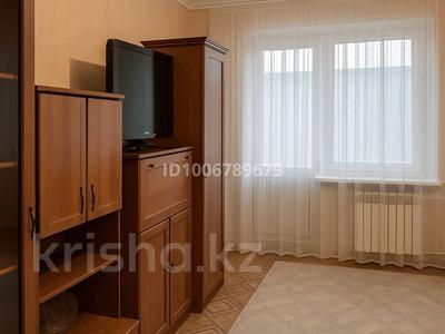 3-комнатная квартира · 70 м² · 3/5 этаж, Тулебаева 20 — ДВД , отдел охраны, педколледж за 150 000 〒 в 