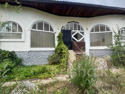 Отдельный дом · 6 комнат · 300 м² · 11 сот., мкр. Зачаганск пгт 115 за 31.5 млн 〒 в Уральске