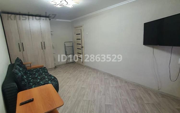 2-комнатная квартира · 44 м² · 3/5 этаж, Майкудук, 16й микрорайон 25 за 130 000 ₸ в Караганде, Алихана Бокейханова р-н — фото 2