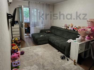 2-комнатная квартира, 44 м², 3/4 этаж, жарокова 142 за 27.5 млн 〒 в Алматы, Бостандыкский р-н