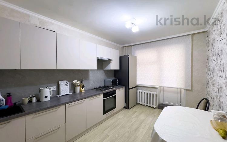 2-комнатная квартира · 56 м² · 1/5 этаж, Шакарима Кудайбердыулы 2/7 за 27 млн ₸ в Астане, Алматы р-н — фото 2