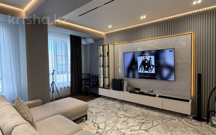 2-бөлмелі пәтер · 83.6 м² · 4/9 қабат, Илияса Есенберлина 20, бағасы: 71.4 млн ₸ в Усть-Каменогорске — фото 2