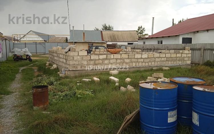 Дача · 2 комнаты · 10 м² · 9 сот., Ск озорск 31 за 6 млн 〒 в Актобе, мкр Гормолзавод — фото 3