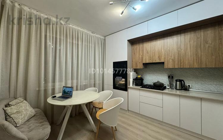 2-комнатная квартира · 70 м² · 9/10 этаж, мкр Мамыр, Афцинао 4 за 47.5 млн ₸ в Алматы, Ауэзовский р-н — фото 2