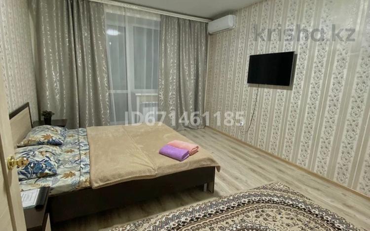 1-комнатная квартира, 51 м² посуточно, Назарбаева 195 за 8 000 〒 в Костанае — фото 10