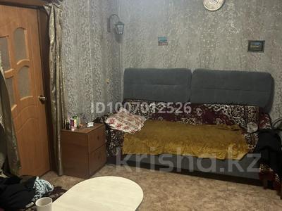 Жеке үй · 2 бөлме · 25.8 м² · 34.7 жүзд., Победы 124 — 85 школа, бағасы: 6 млн ₸ в Караганде, Казыбек би р-н