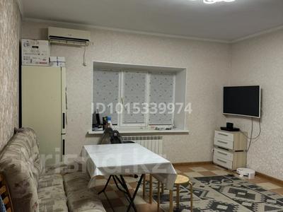 Отдельный дом · 5 комнат · 160 м² · 6 сот., мкр Шанхай, Рыскулова 146 — Пацаева за 35 млн ₸ в Актобе