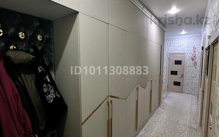 3-бөлмелі пәтер · 94 м² · 6/8 қабат, 35-мкр 5 — КазНиПи, бағасы: 30 млн ₸ в Актау — фото 2