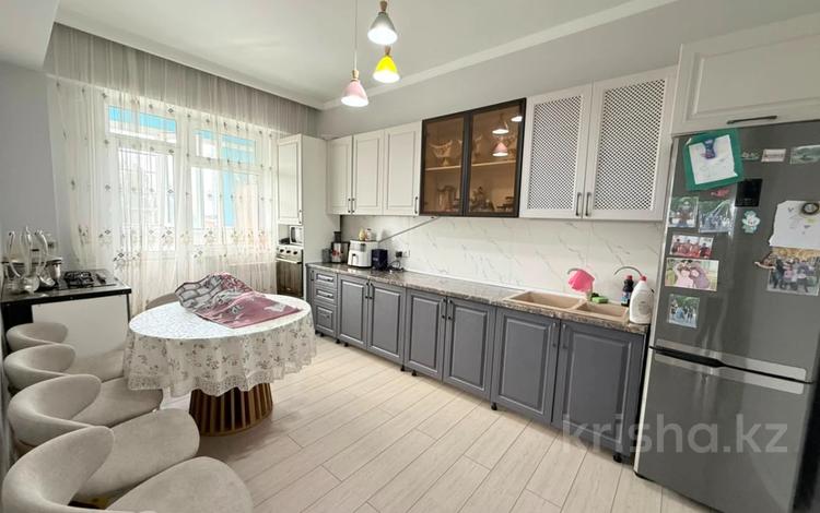 3-комнатная квартира · 90 м² · 5/5 этаж, Центр — Гаухар Ана за 40 млн ₸ в Талдыкоргане — фото 8