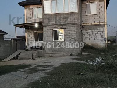 Жеке үй · 6 бөлме · 270 м² · 6.5 жүзд., Жаңадәуір, Муратбаева 32 — Қазтуған алимжан, бағасы: 35 млн ₸ в Алатау, Жанадаур