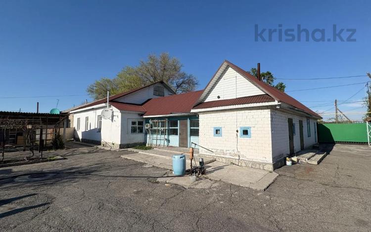 Отдельный дом · 8 комнат · 814 м² · 36 сот., Момышулы 66 за 120 млн 〒 в Талдыкоргане — фото 2