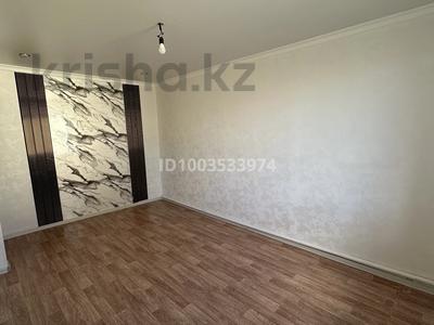 3-комнатная квартира · 59.5 м² · 1/2 этаж, Ащыбұлақ 40 — 26 школа за 12 млн 〒 в Талдыкоргане, Каратал