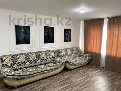 Аренда квартир в Карагандинской обл.: 2-комнатная квартира · 57 м² · 15/25 этаж, мкр Юго-Восток, Мкр Байкена Ашимова 24 — Бауыржан Момышұлы за 200 000 〒 2-комнатная квартира · 57 м² · 15/25 этаж, мкр Юго-Восток, Мкр Байкена Ашимова 24 — Бауыржан Момышұлы за 200 000 〒 в Караганде, Казыбек би р-н
