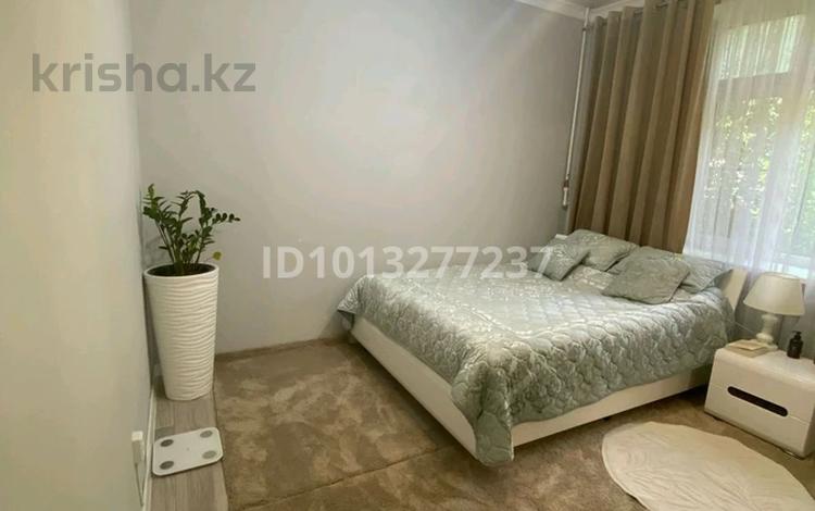 3-комнатная квартира · 63.5 м² · 1/2 этаж, Тынышбаева за 38 млн ₸ в Алматы, Турксибский р-н — фото 2