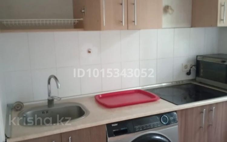 2-комнатная квартира · 40 м² · 3/4 этаж, мкр №6 — Станция метро Сары Арка за 300 000 ₸ в Алматы, Ауэзовский р-н — фото 2