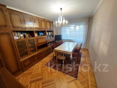 3-бөлмелі пәтер, 68 м², 4/5 қабат, Проспет Достык 31 — Карасай Батыра, бағасы: ~ 56 млн 〒 в Алматы, Медеуский р-н