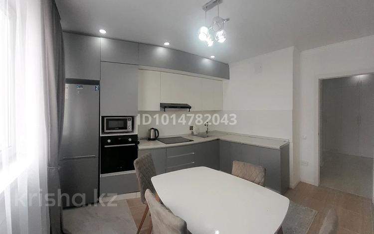 2-комнатная квартира · 60 м² · 11/12 этаж, мкр Акбулак, 1-я улица 85 за 35.2 млн ₸ в Алматы, Алатауский р-н — фото 3