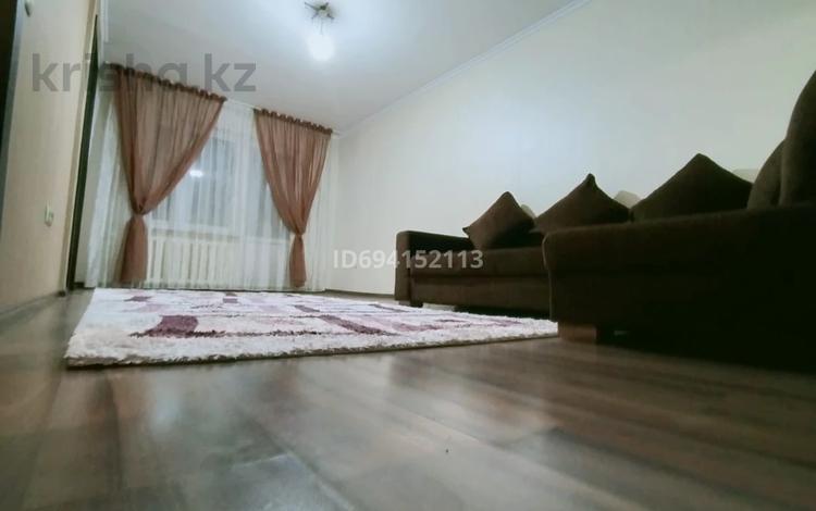 2-комнатная квартира · 52 м² · 2/5 этаж, мкр Орбита-3 37 за 300 000 ₸ в Алматы, Бостандыкский р-н — фото 2