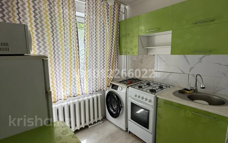 1-бөлмелі пәтер · 37 м² · 1/5 қабат, 1-й мкр. 21А, бағасы: 28 млн ₸ в Алматы, Ауэзовский р-н — фото 2