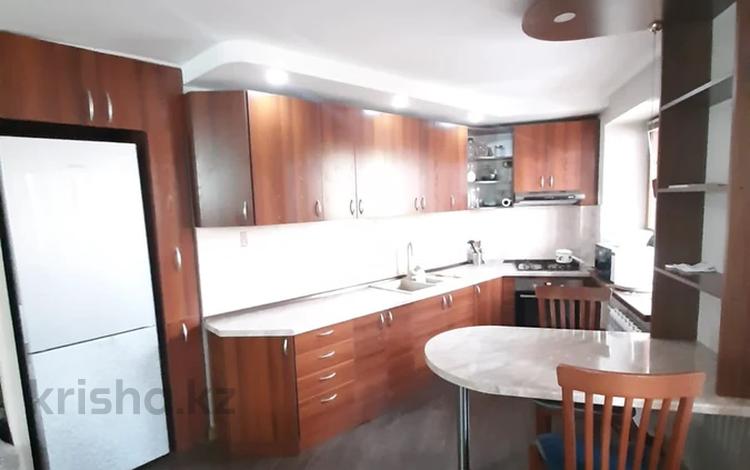 2-комнатная квартира · 57.3 м² · 3/4 этаж, Жарокова 192 за 35 млн ₸ в Алматы, Бостандыкский р-н — фото 9