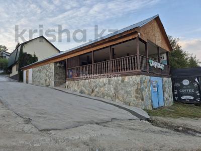 Магазины и бутики, общепит, бани, гостиницы и зоны отдыха, развлечения · 15 м² за 35 млн 〒 в Новой бухтарме