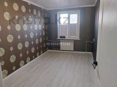3-бөлмелі пәтер · 63 м² · 5/5 қабат, 6 мкр — Базар, бағасы: 9.6 млн ₸ в Жанатасе