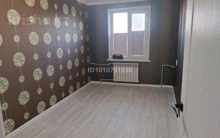 3-бөлмелі пәтер · 63 м² · 5/5 қабат, 6 мкр — Базар, бағасы: 9.6 млн ₸ в Жанатасе — фото 2