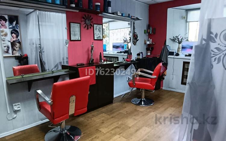 Свободное назначение, офисы, магазины и бутики, салоны красоты · 33 м² за 18.5 млн ₸ в Петропавловске — фото 9