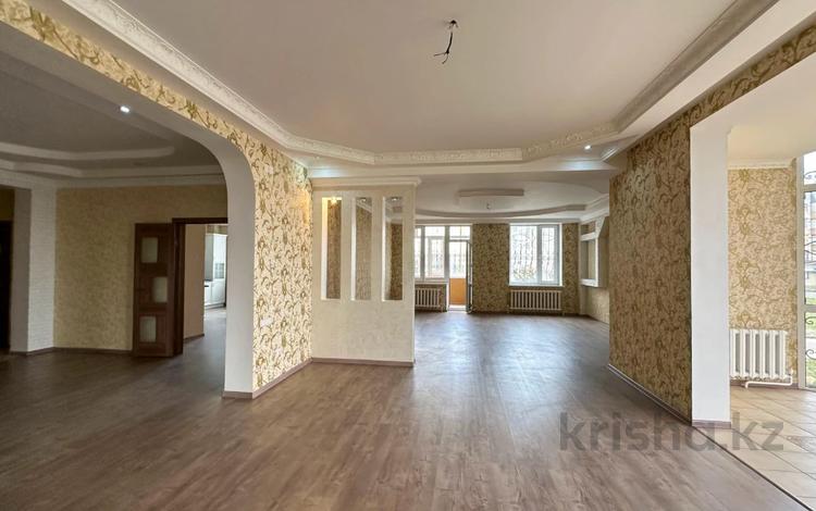 4-комнатная квартира · 238 м² · 1/5 этаж, Каратал за 93 млн ₸ в Талдыкоргане — фото 7