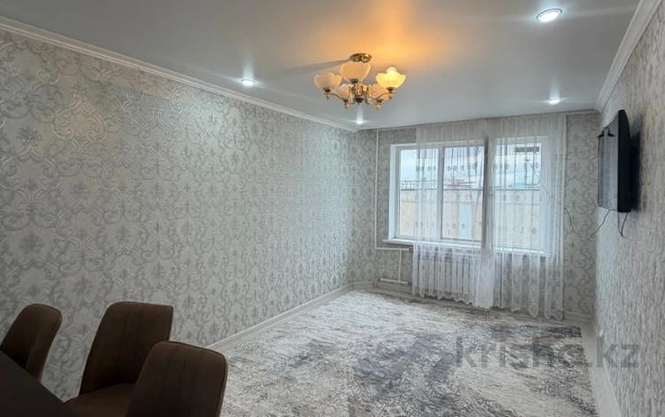 3-комнатная квартира · 62.7 м² · 7/9 этаж, мкр Жилгородок, проспект Бейбитшилик за 17.5 млн ₸ в Актобе — фото 10