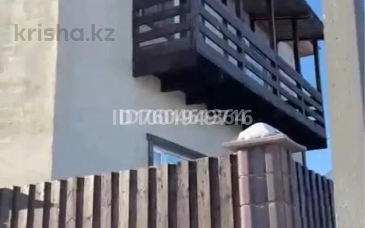 Дом · 6 комнат · 230 м², Карбай Мусабаева 12 — Шокана Уалиханова за 150 000 〒 в Бурабае — фото 2