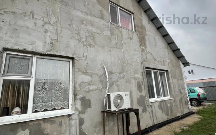 Отдельный дом · 4 комнаты · 130 м² · 6 сот., Кажимухан 4/1 за 22 млн ₸ в Уральске — фото 2
