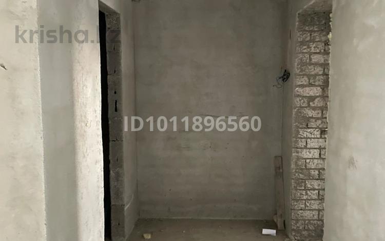 1-комнатная квартира · 42 м² · 3/5 этаж, мкр. Алтын орда, мкр. Батыс-2, участок №339 за 15 млн 〒 в Актобе — фото 2