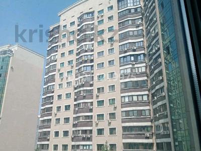 1-комнатная квартира · 45 м² · 5/17 этаж, Жарокова 137 за 15 000 ₸ в Алматы, Бостандыкский р-н