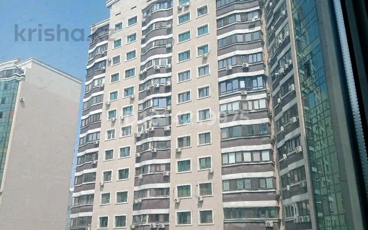 1-бөлмелі пәтер · 45 м² · 5/17 қабат, Жарокова 137, бағасы: 15 000 ₸ в Алматы, Бостандыкский р-н — фото 16