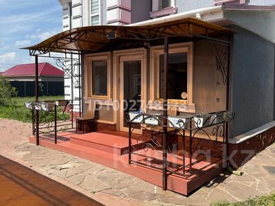 Отдельный дом · 5 комнат · 160 м² · 11.4 сот., мкр Уркер — Нияз би за 95 млн 〒 в Астане, Нура р-н