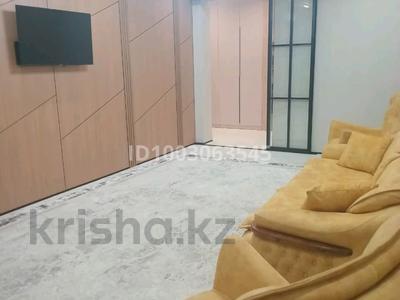 3-комнатная квартира · 102 м² · 1/12 этаж, Райымбека 162/3 за 100 млн 〒 в Алматы, Алмалинский р-н