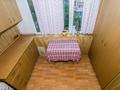 3-комнатная квартира, 80.7 м², 5/5 этаж помесячно, Самал-1 35 за 300 000 〒 в Алматы — фото 11