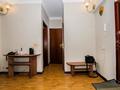 3-комнатная квартира, 80.7 м², 5/5 этаж помесячно, Самал-1 35 за 300 000 〒 в Алматы — фото 15