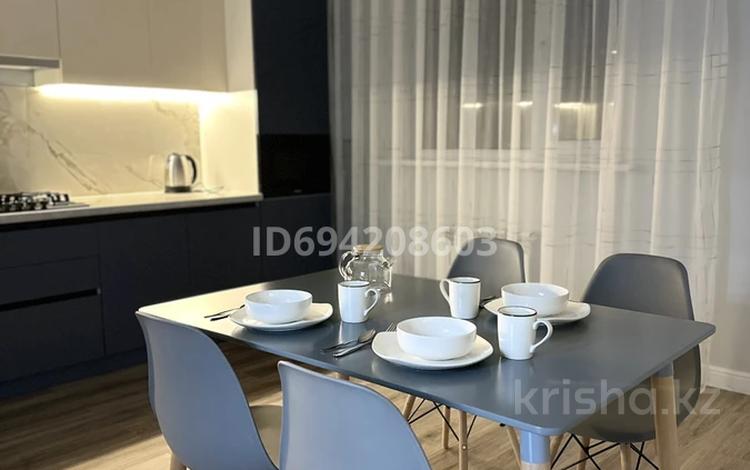 2-комнатная квартира · 66 м² · 8/10 этаж, мкр Атырау, Абулхайыр хана 51а — Нурсая, аэропорт, ЦОН за 350 000 〒 — фото 3