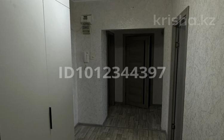3-комнатная квартира · 79 м² · 6/9 этаж, 5мкр 27 за 200 000 ₸ в Аксае — фото 7